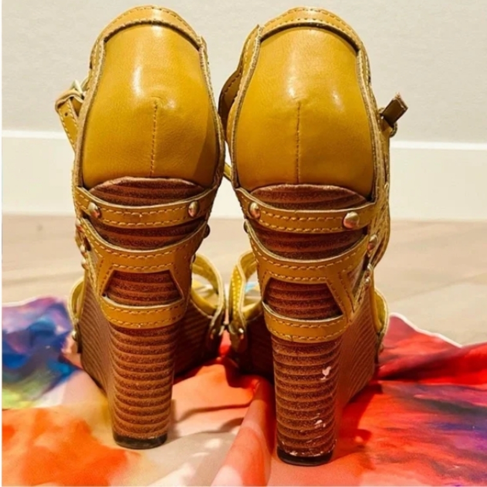 Wedges - Picture 4 of 5